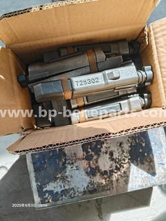 PC-750L-7 için 725302 WA25 M-Lock Combi Pin